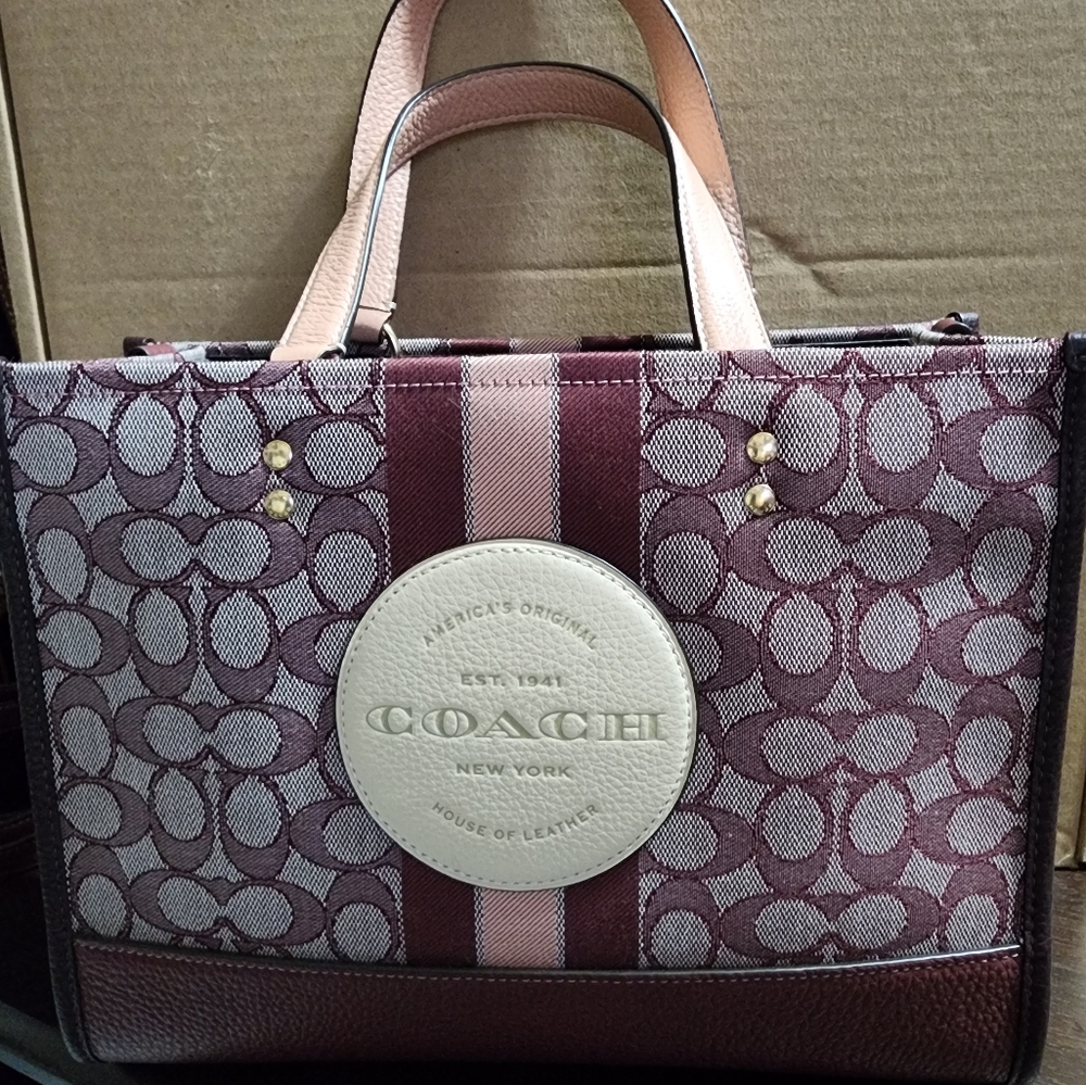 Coach Dempsey Tote 30 in Signature Jacquard Wine Multi C8448 NWT